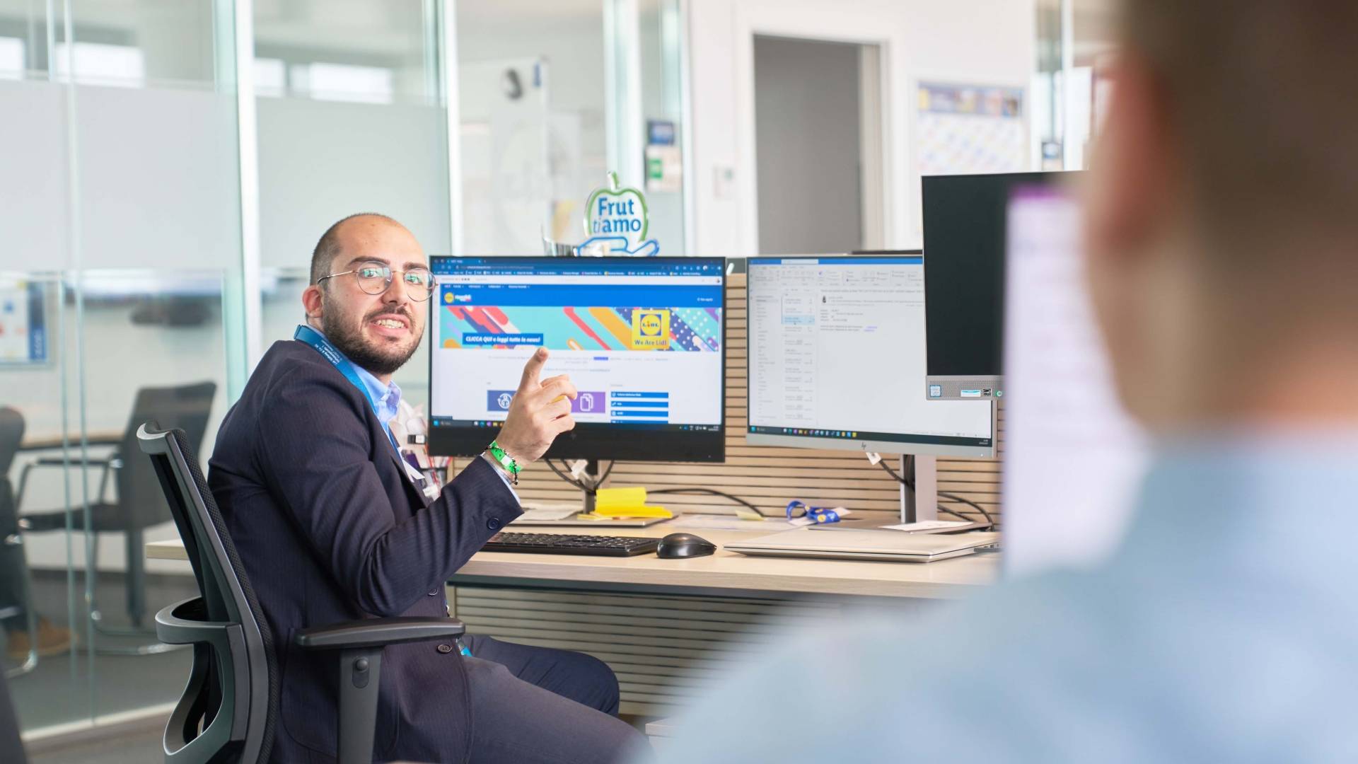 Team vendite collega uomo