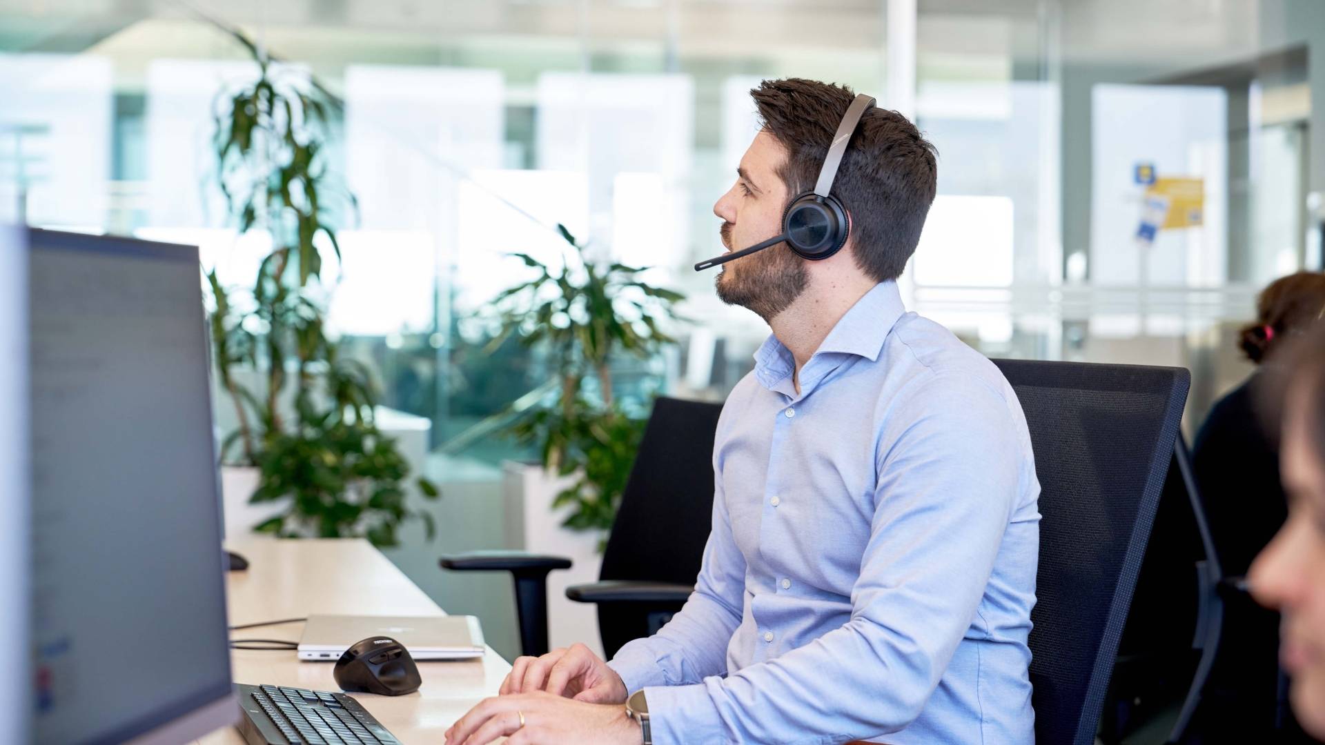 Collega uomo team Marketing