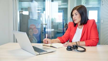 Collega donna area HR